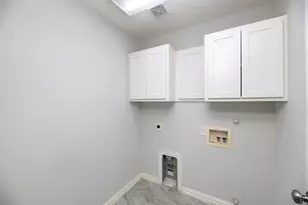 831 Summercreek Dr, Lewisville, TX 75067 - Photo 13