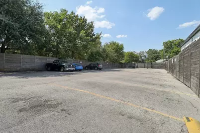 321 E 8th Street #104, Dallas, TX 75203 - Photo 5