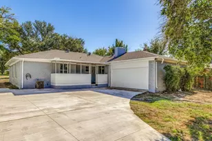 8011 Woodhue Rd, Dallas, TX 75228 - Photo 13