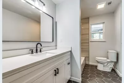 8011 Woodhue Road, Dallas, TX 75228 - Photo 11