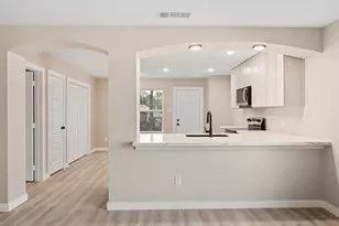 211 Garlock St, Wilmer, TX 75172 - Photo 3