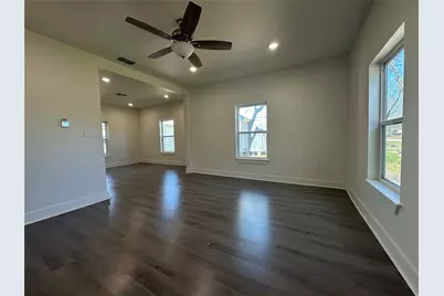 907 Davis Street S, Sulphur Springs, TX 75482 - Photo 11