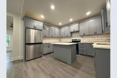 907 Davis Street S, Sulphur Springs, TX 75482 - Photo 9