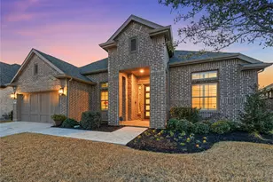 4409 Lk Vw Rd, Oak Point, TX 75068 - Photo 1