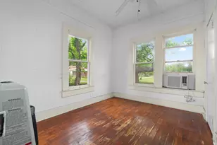 609 W Elm, West, TX 76691 - Photo 15