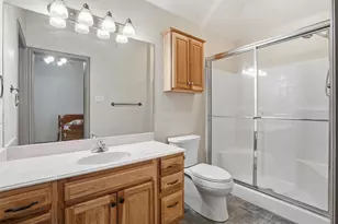 1005 Dawn Ct, Granbury, TX 76048 - Photo 11