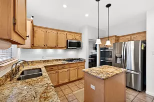 1804 Hunters Ridge Dr, Grapevine, TX 76051 - Photo 9