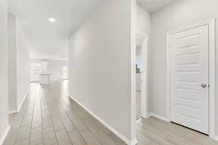 971 Hurstwood Dr, Van Alstyne, TX 75495 - Photo 5