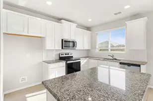 971 Hurstwood Dr, Van Alstyne, TX 75495 - Photo 17