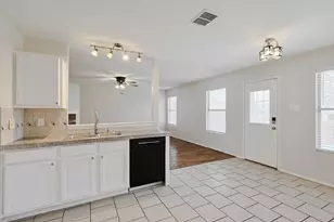 8320 Seven Oaks Ln, Denton, TX 76210 - Photo 15