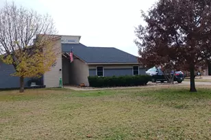 12 Cliff Dr, Mineral Wells, TX 76067 - Photo 1