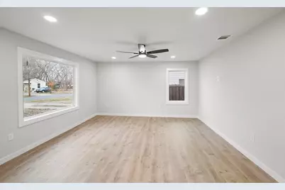 8904 Briley Road, Dallas, TX 75217 - Photo 3