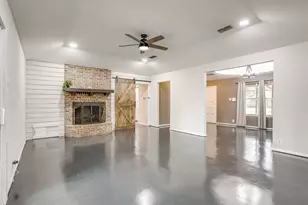 1114 Willow Creek Rd, Cleburne, TX 76033 - Photo 13