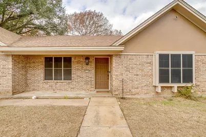 1114 Willowcreek Road, Cleburne, TX 76033 - Photo 3