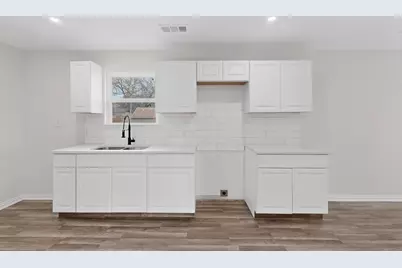 1541 Caldwell Street, Dallas, TX 75223 - Photo 17