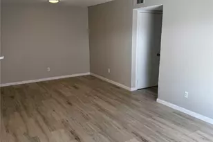 8110 Skillman St, Dallas, TX 75231 - Photo 5