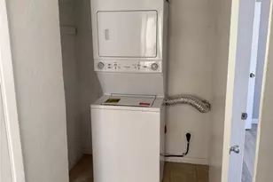 8110 Skillman St, Dallas, TX 75231 - Photo 9