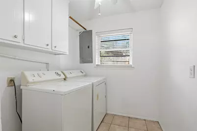 1607 Arrowhead Drive, Pantego, TX 76013 - Photo 9