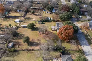 716 Stuckert Dr, Fort Worth, TX 76028 - Photo 11