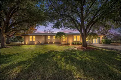 716 Stuckert Drive, Fort Worth, TX 76028 - Photo 17