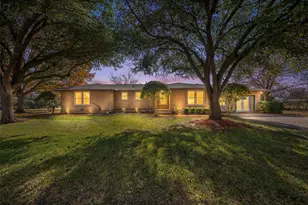 716 Stuckert Dr, Fort Worth, TX 76028 - Photo 17