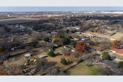 716 Stuckert Drive, Fort Worth, TX 76028 - Photo 13