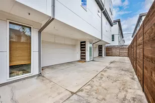 5711 Bryan Pkwy, Dallas, TX 75206 - Photo 29