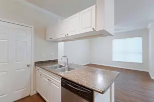 10505 I-35 Frontage Road S, Austin, TX 78747 - Photo 9