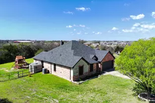 129 Avalon Dr, Princeton, TX 75407 - Photo 3