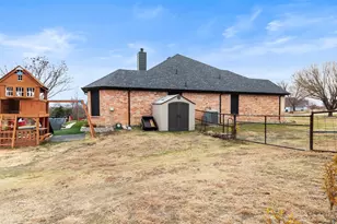 129 Avalon Dr, Princeton, TX 75407 - Photo 33