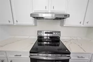 10574 High Hollows Dr, Dallas, TX 75230 - Photo 3