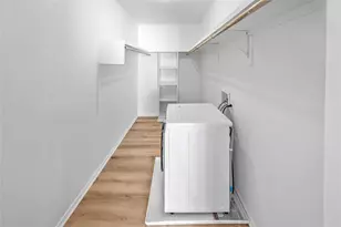 10574 High Hollows Dr, Dallas, TX 75230 - Photo 11