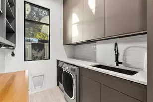 3771 Almazan Dr, Dallas, TX 75220 - Photo 15