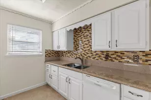 4110 Colgate Ln, Garland, TX 75042 - Photo 13