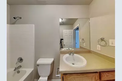 215 Bobbie Ann Court, Granbury, TX 76049 - Photo 13