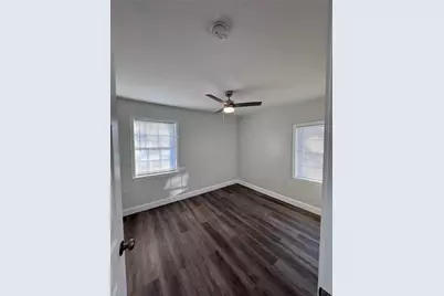 2553 Wicker Avenue, Farmers Branch, TX 75234 - Photo 21