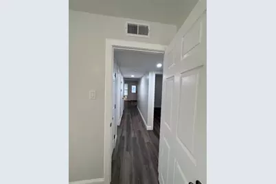 2553 Wicker Avenue, Farmers Branch, TX 75234 - Photo 17