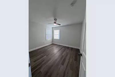 2553 Wicker Avenue, Farmers Branch, TX 75234 - Photo 19