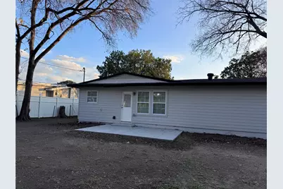 2553 Wicker Avenue, Farmers Branch, TX 75234 - Photo 5