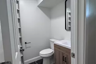 2553 Wicker Ave, Farmers Branch, TX 75234 - Photo 11