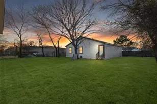 3841 Burnice Dr, Fort Worth, TX 76119 - Photo 27