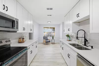 6409 Winn Street, Fort Worth, TX 76133 - Photo 9