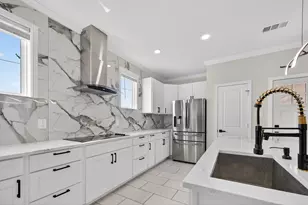 308 Windjammer Rd, Gun Barrel City, TX 75156 - Photo 9