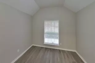 2033 Oak Bend Ln, Garland, TX 75040 - Photo 3