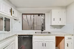 3161 Golden Oak, Farmers Branch, TX 75234 - Photo 13