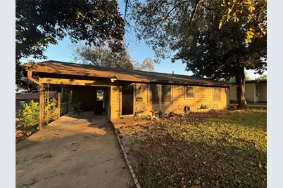 703 S 32nd Street, Temple, TX 76501 - Photo 1