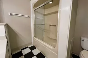 105 W Hickory St, Denton, TX 76201 - Photo 15