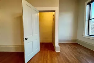 105 W Hickory St, Denton, TX 76201 - Photo 9