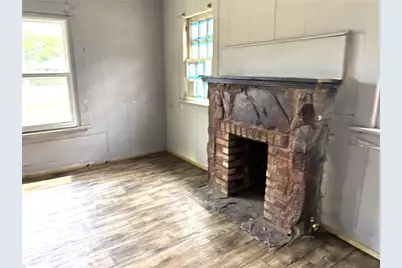 2711 W Walker Street #111, Denison, TX 75020 - Photo 5