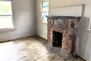 2711 W Walker St, Denison, TX 75020 - Photo 5